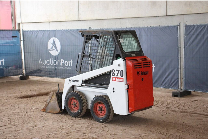 Bobcat S70 - Ratinis krautuvas: foto 3 Bobcat S70 - Ratinis krautuvas: foto 3