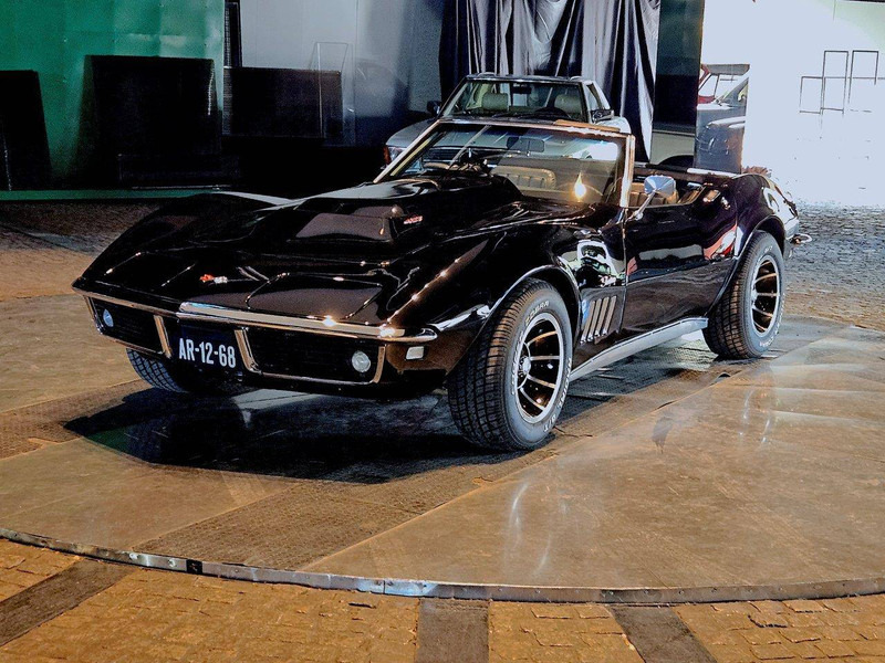 Chevrolet Corvette (C3) Convertible _ 427 - Sedanas: foto 1 Chevrolet Corvette (C3) Convertible _ 427 - Sedanas: foto 1