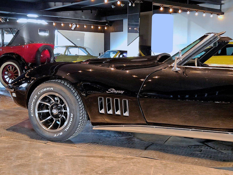 Chevrolet Corvette (C3) Convertible _ 427 - Sedanas: foto 5 Chevrolet Corvette (C3) Convertible _ 427 - Sedanas: foto 5
