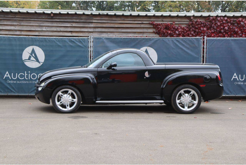 Chevrolet SSR - Lengvasis automobilis: foto 2 Chevrolet SSR - Lengvasis automobilis: foto 2