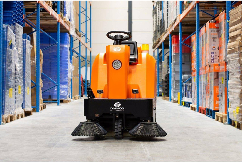 Daewoo DAS80 Zit - Gatvių šlavimo mašina: foto 3 Daewoo DAS80 Zit - Gatvių šlavimo mašina: foto 3