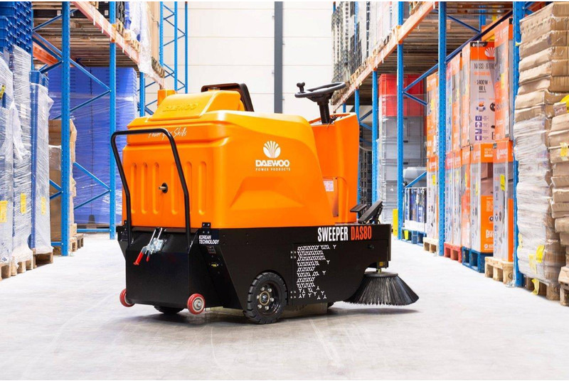 Daewoo DAS80 Zit - Gatvių šlavimo mašina: foto 4 Daewoo DAS80 Zit - Gatvių šlavimo mašina: foto 4