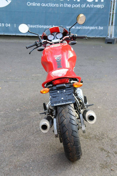 Ducati Monster 600 - Motociklas: foto 5 Ducati Monster 600 - Motociklas: foto 5