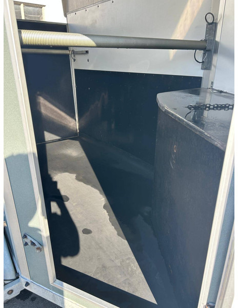 EDUARD VT-13 - Priekaba žirgams vežti: foto 4 EDUARD VT-13 - Priekaba žirgams vežti: foto 4