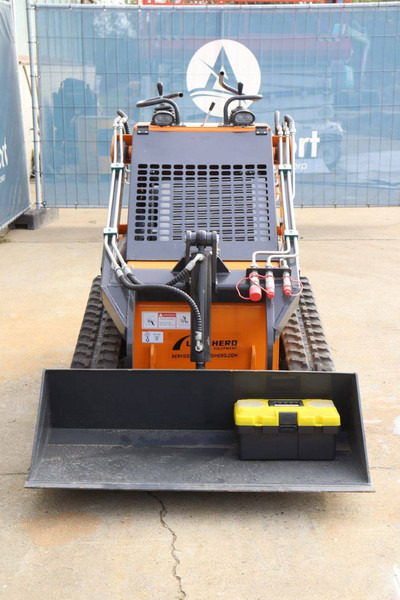 Nauja Vikšrinis krautuvas Fland: foto 8