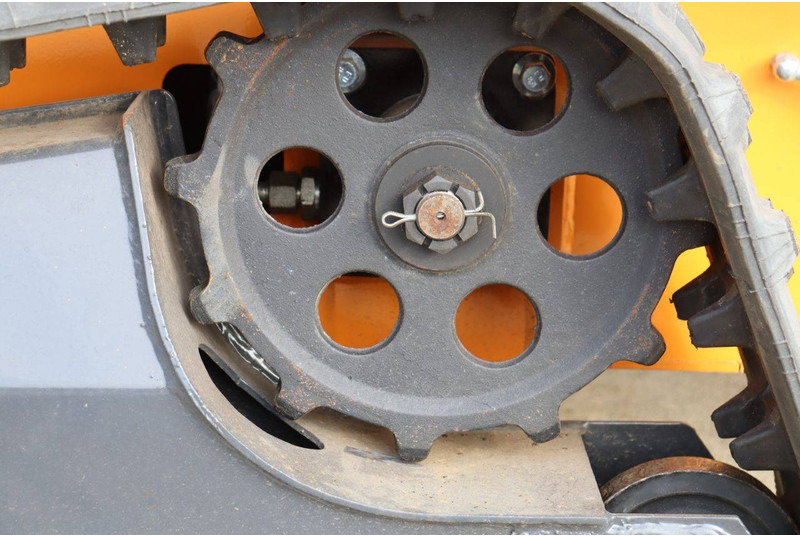 Nauja Vikšrinis krautuvas Fland: foto 14