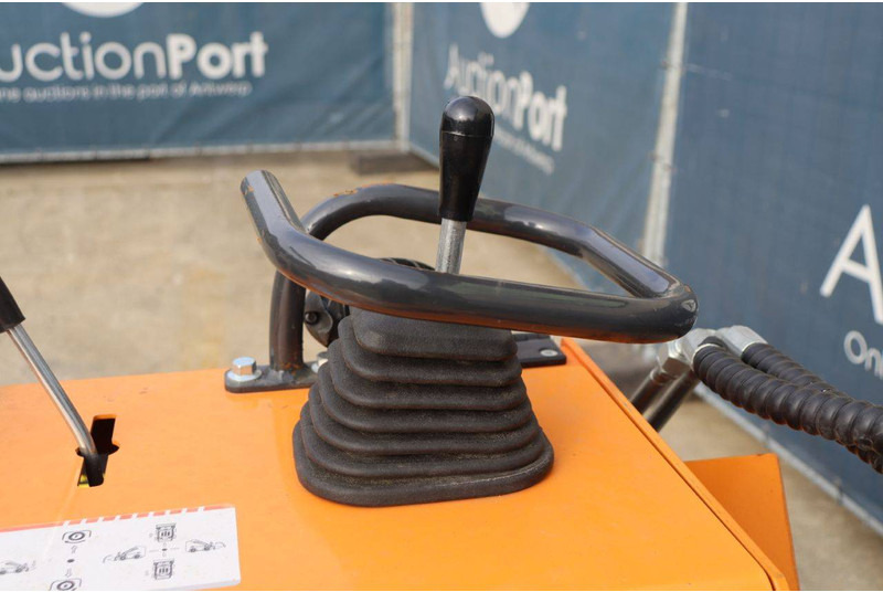 Nauja Vikšrinis krautuvas Fland: foto 19