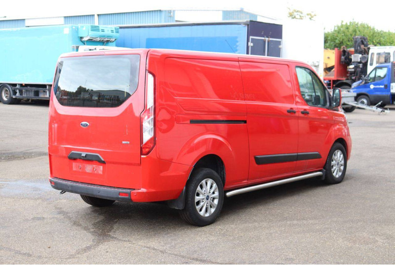 Ford Custom - Krovininis mikroautobusas: foto 5 Ford Custom - Krovininis mikroautobusas: foto 5