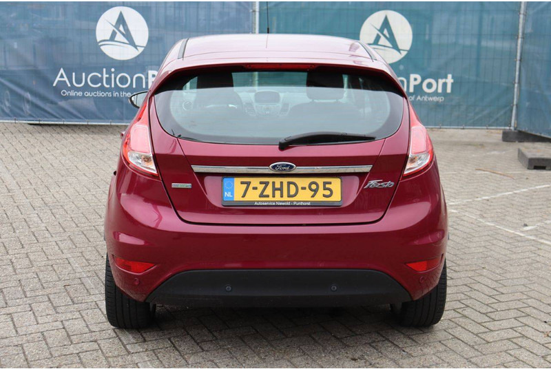 Ford Fiesta - Sedanas: foto 5 Ford Fiesta - Sedanas: foto 5