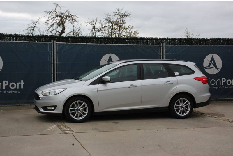 Ford Focus - Sedanas: foto 1 Ford Focus - Sedanas: foto 1