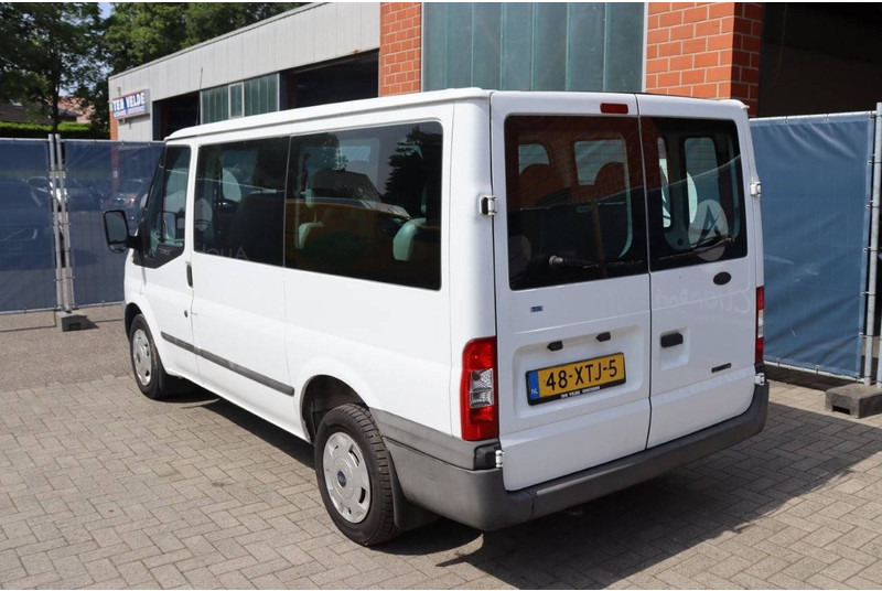 Ford Tourneo - Krovininis mikroautobusas: foto 5 Ford Tourneo - Krovininis mikroautobusas: foto 5