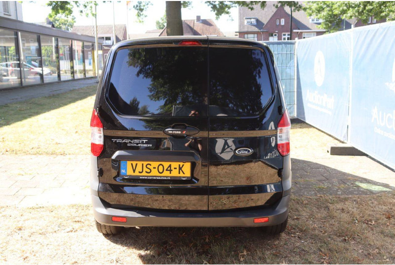 Ford Transit Courier - Krovininis mikroautobusas: foto 5 Ford Transit Courier - Krovininis mikroautobusas: foto 5