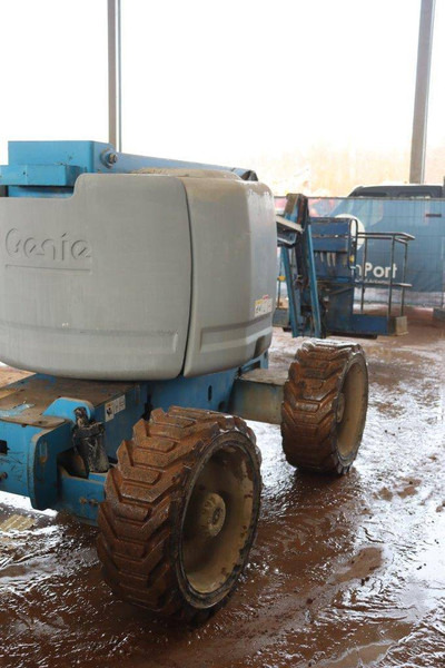 Genie Z-45/25 - Alkūninis keltuvas: foto 5 Genie Z-45/25 - Alkūninis keltuvas: foto 5