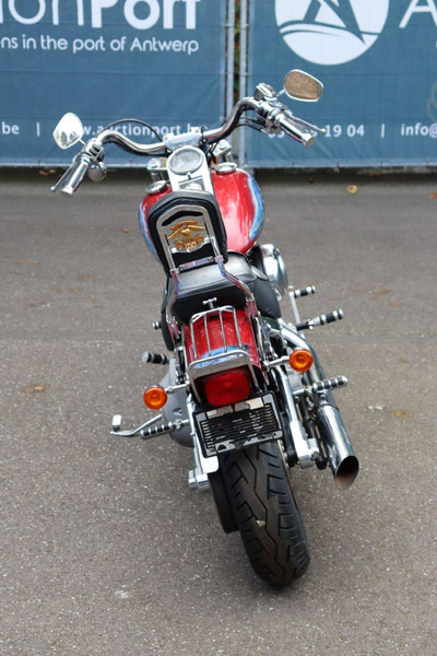 Harley-Davidson Deuce Softail - Motociklas: foto 5 Harley-Davidson Deuce Softail - Motociklas: foto 5