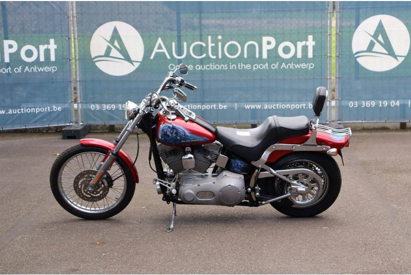 Harley-Davidson Deuce Softail - Motociklas: foto 2 Harley-Davidson Deuce Softail - Motociklas: foto 2