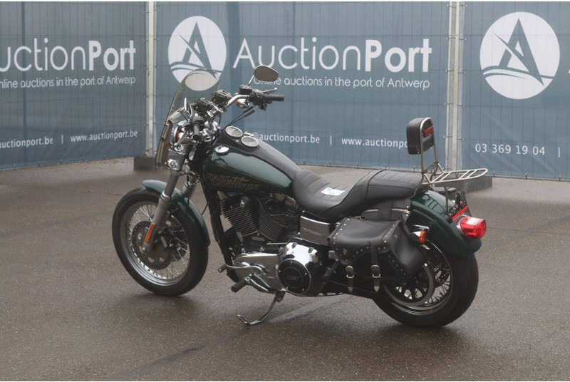 Harley-Davidson Dyna Street Bob - Motociklas: foto 3 Harley-Davidson Dyna Street Bob - Motociklas: foto 3