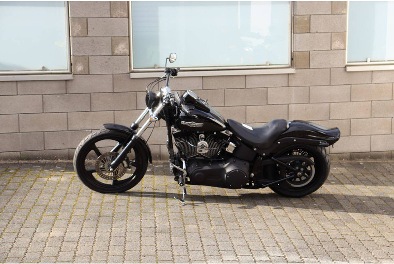 Harley-Davidson Night Train FXSTB - Motociklas: foto 1 Harley-Davidson Night Train FXSTB - Motociklas: foto 1