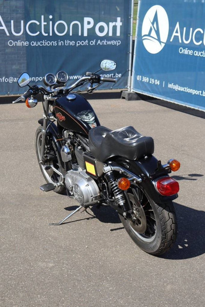 Harley-Davidson SPORTSTER XL 1200 - Motociklas: foto 4 Harley-Davidson SPORTSTER XL 1200 - Motociklas: foto 4