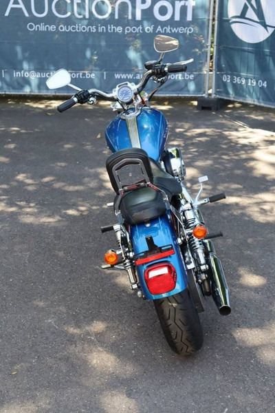 Harley-Davidson Sporster XL1200 Custom - Motociklas: foto 5 Harley-Davidson Sporster XL1200 Custom - Motociklas: foto 5