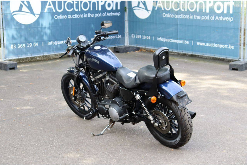 Harley-Davidson Sportster XL883 Iron - Motociklas: foto 4 Harley-Davidson Sportster XL883 Iron - Motociklas: foto 4