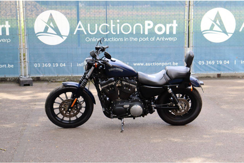 Harley-Davidson Sportster XL883 Iron - Motociklas: foto 1 Harley-Davidson Sportster XL883 Iron - Motociklas: foto 1