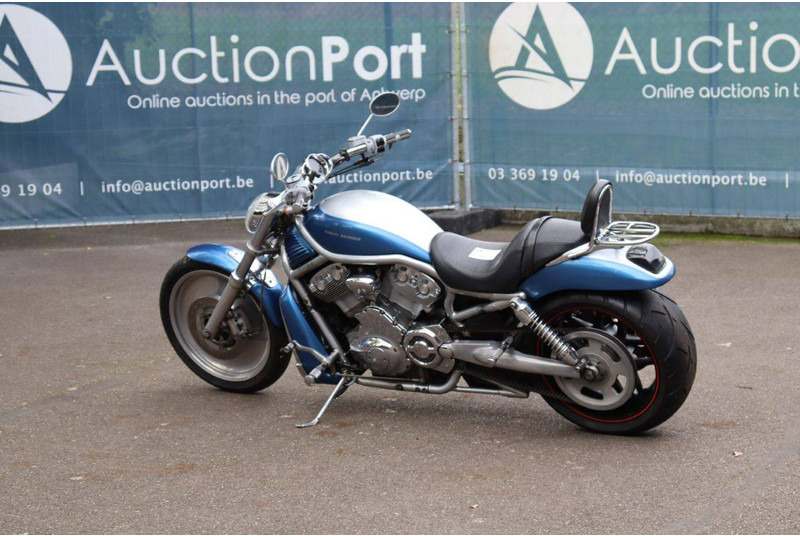 Harley-Davidson V-ROD VRSC - Motociklas: foto 3 Harley-Davidson V-ROD VRSC - Motociklas: foto 3