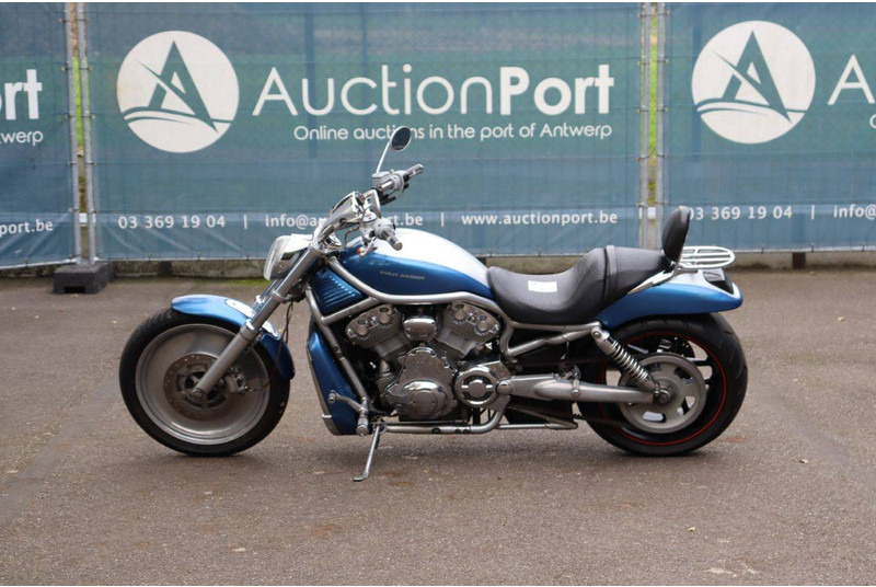 Harley-Davidson V-ROD VRSC - Motociklas: foto 2 Harley-Davidson V-ROD VRSC - Motociklas: foto 2
