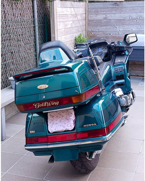 Honda 'Goldwing 20th anniversary (special edition) - Motociklas: foto 2 Honda 'Goldwing 20th anniversary (special edition) - Motociklas: foto 2