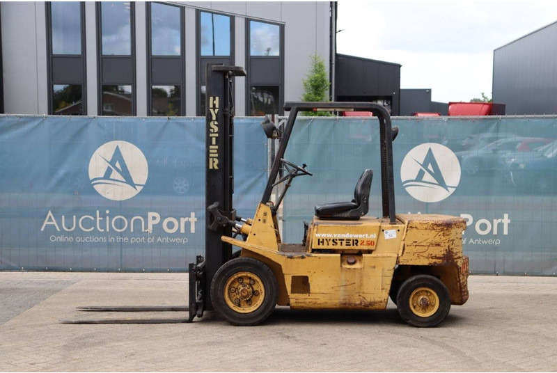 Hyster H2.50XL - Elektrinis krautuvas: foto 2 Hyster H2.50XL - Elektrinis krautuvas: foto 2