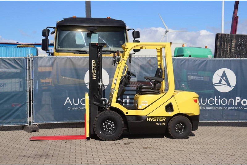 Hyster H2.5UT - Dyzelinis krautuvas: foto 1 Hyster H2.5UT - Dyzelinis krautuvas: foto 1