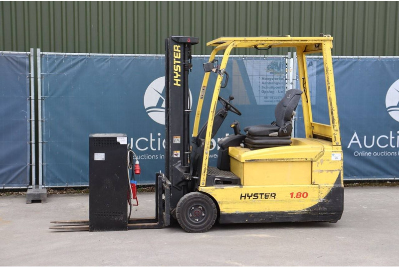 Hyster J1.80 XMT - Elektrinis krautuvas: foto 1 Hyster J1.80 XMT - Elektrinis krautuvas: foto 1