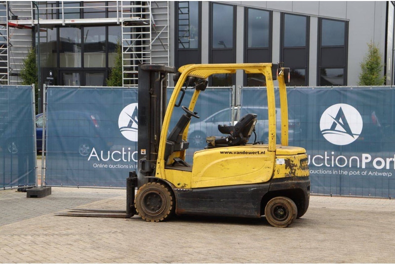 Hyster J3.0XN - Elektrinis krautuvas: foto 3 Hyster J3.0XN - Elektrinis krautuvas: foto 3