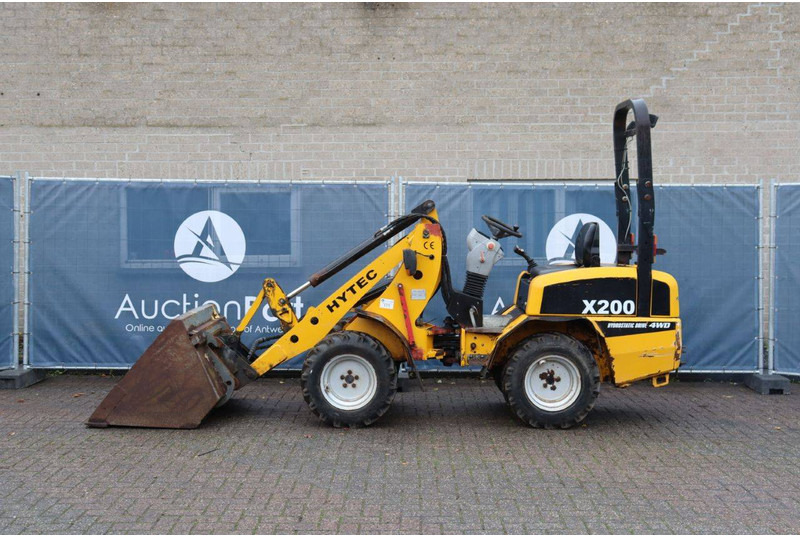 Hytec X200 - Ratinis krautuvas: foto 2 Hytec X200 - Ratinis krautuvas: foto 2