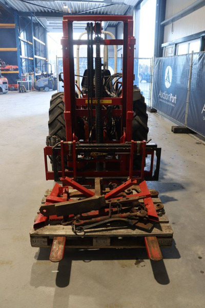 International harvester co E 733 - Traktorius: foto 5 International harvester co E 733 - Traktorius: foto 5