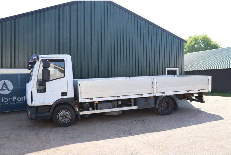 Iveco ML80E18/P - Platforminis/ Bortinis sunkvežimis: foto 1 Iveco ML80E18/P - Platforminis/ Bortinis sunkvežimis: foto 1