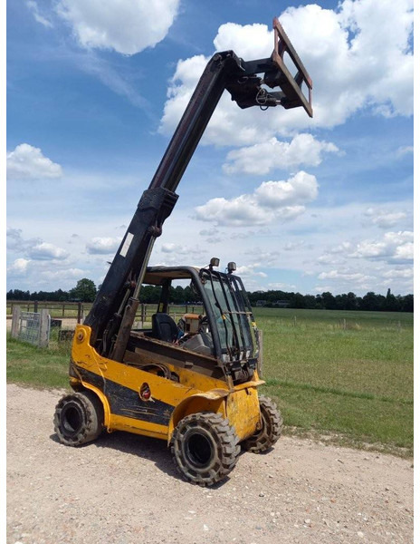 JCB - Teleskopinis krautuvas: foto 1 JCB - Teleskopinis krautuvas: foto 1
