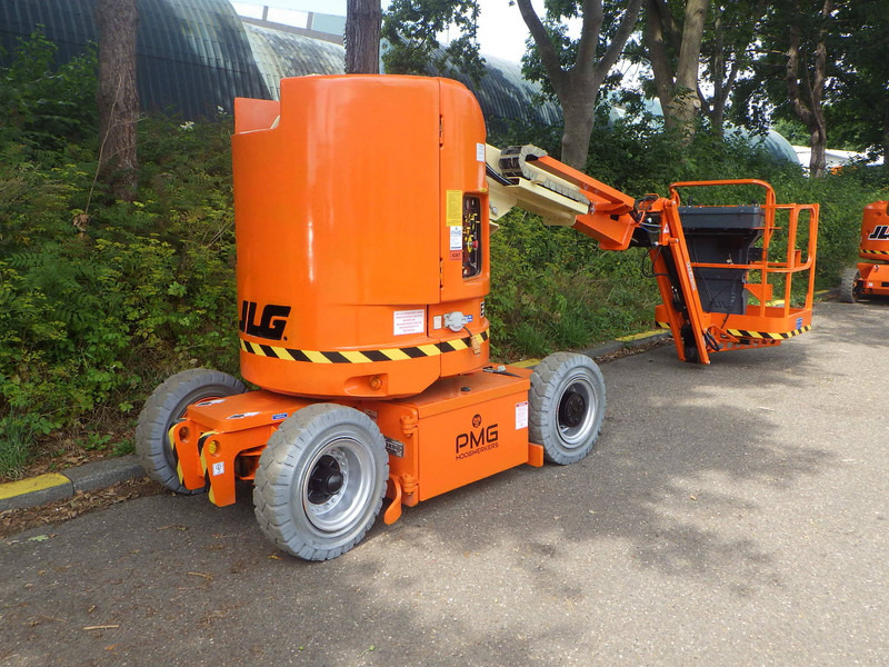 JLG E300AJP - Teleskopinis keltuvas: foto 2 JLG E300AJP - Teleskopinis keltuvas: foto 2