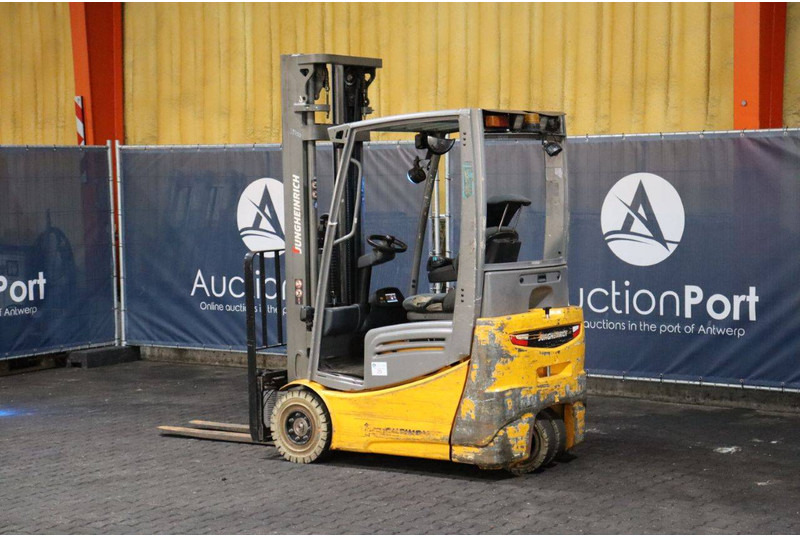 Jungheinrich EFG 215 550DZ - Elektrinis krautuvas: foto 3 Jungheinrich EFG 215 550DZ - Elektrinis krautuvas: foto 3