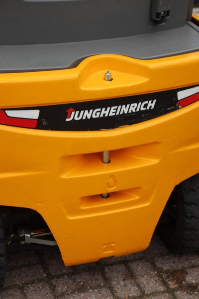 Elektrinis krautuvas Jungheinrich EFG 316: foto 18