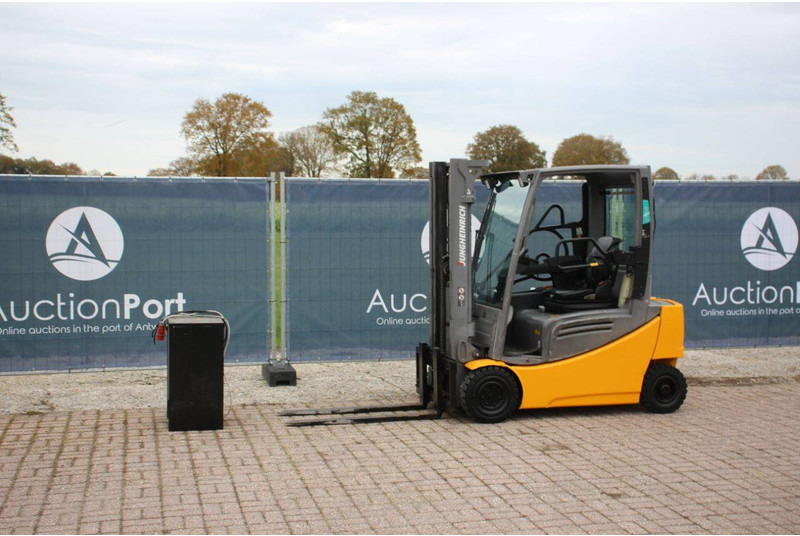 Jungheinrich EFG 316 - Elektrinis krautuvas: foto 1 Jungheinrich EFG 316 - Elektrinis krautuvas: foto 1