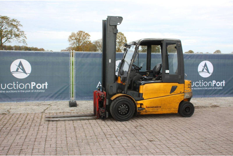 Jungheinrich EFG 540 - Elektrinis krautuvas: foto 1 Jungheinrich EFG 540 - Elektrinis krautuvas: foto 1