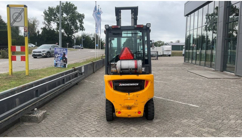 Jungheinrich TFG 430 - Dujinis krautuvas: foto 4 Jungheinrich TFG 430 - Dujinis krautuvas: foto 4