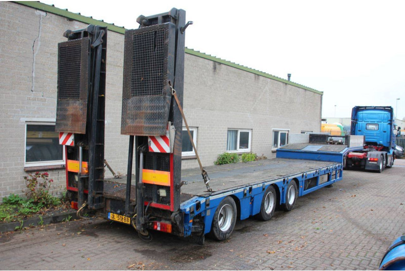 Kässbohrer LB3e - Žemo profilio platforma puspriekabė: foto 1 Kässbohrer LB3e - Žemo profilio platforma puspriekabė: foto 1