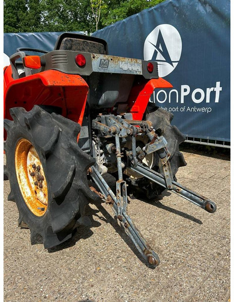 Kubota A155 - Traktorius: foto 3 Kubota A155 - Traktorius: foto 3