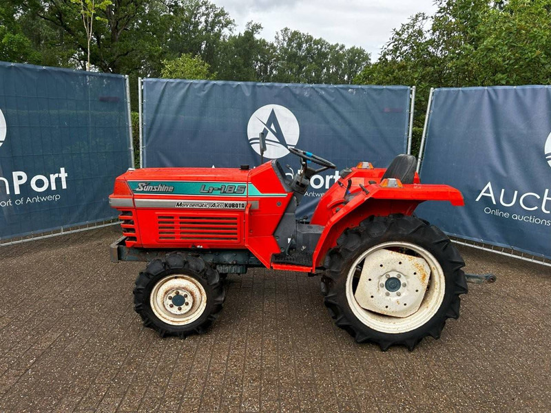 Kubota B1-14D - Traktorius: foto 1 Kubota B1-14D - Traktorius: foto 1