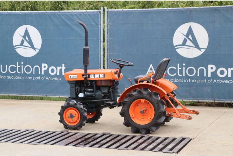 Kubota B5000 - Traktorius: foto 3 Kubota B5000 - Traktorius: foto 3