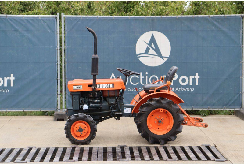 Kubota B5000 - Traktorius: foto 2 Kubota B5000 - Traktorius: foto 2