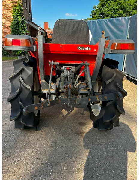 Kubota GL-21 - Traktorius: foto 3 Kubota GL-21 - Traktorius: foto 3