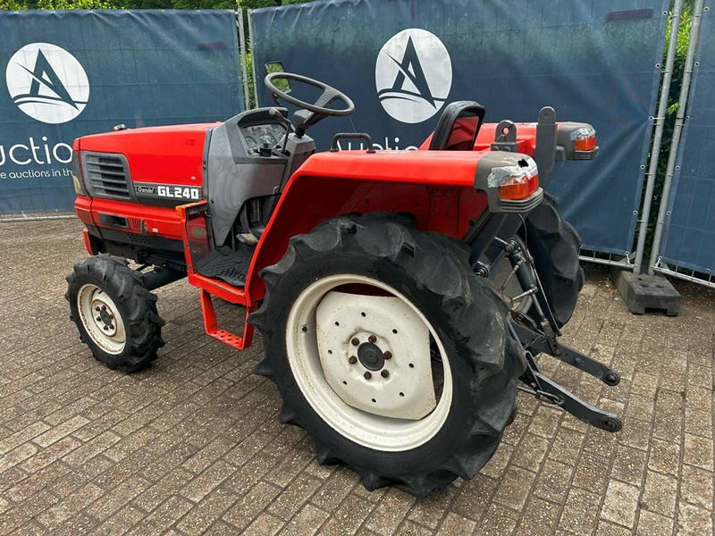 Kubota GL240 - Traktorius: foto 2 Kubota GL240 - Traktorius: foto 2