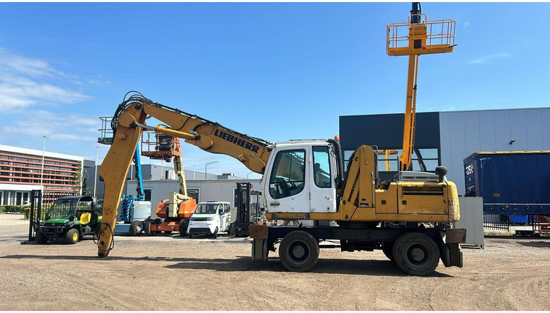 Liebherr A 904 C - Ratinis ekskavatorius: foto 1 Liebherr A 904 C - Ratinis ekskavatorius: foto 1